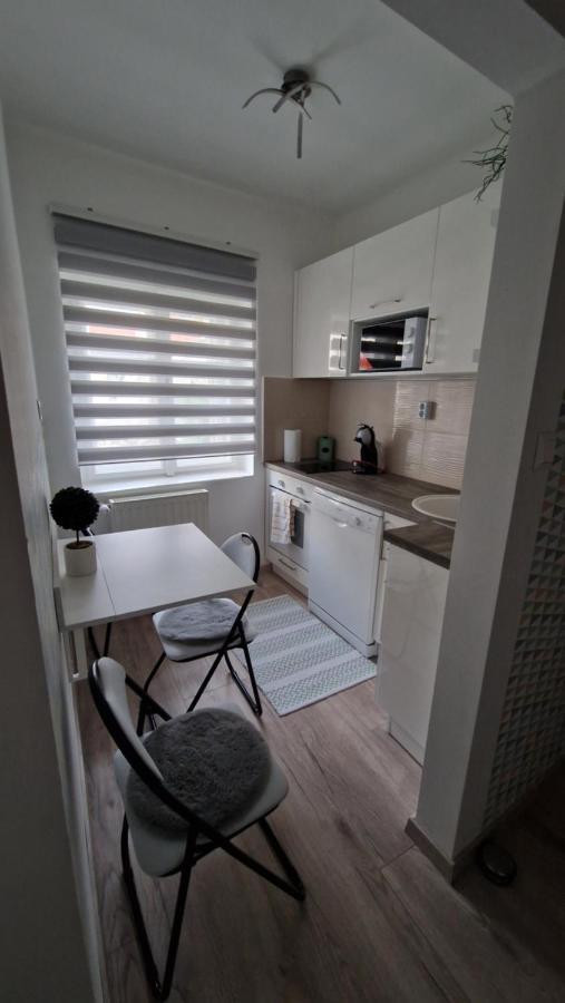 Anida Holiday Home โชพรอน ภายนอก รูปภาพ